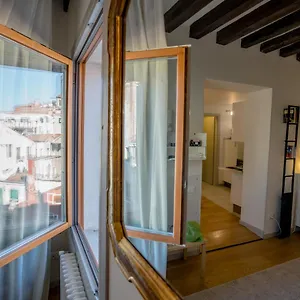 https://specchieri.hotelinveneto.com